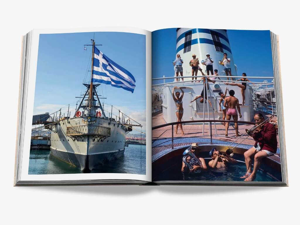 Athens Riviera: Το πολυτελές coffee table book της Assouline που αποτυπώνει τη μαγεία της Αθηναϊκής Ριβιέρας