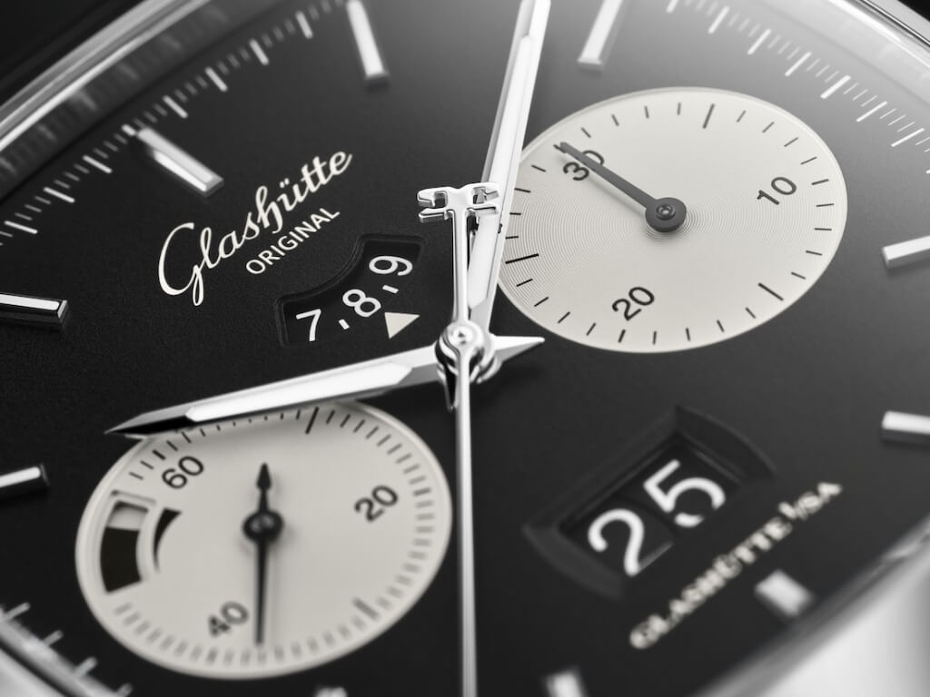 Reverse panda καντράν του Glashütte Original Seventies Chronograph XV με Panorama Date και flyback χρονογράφο