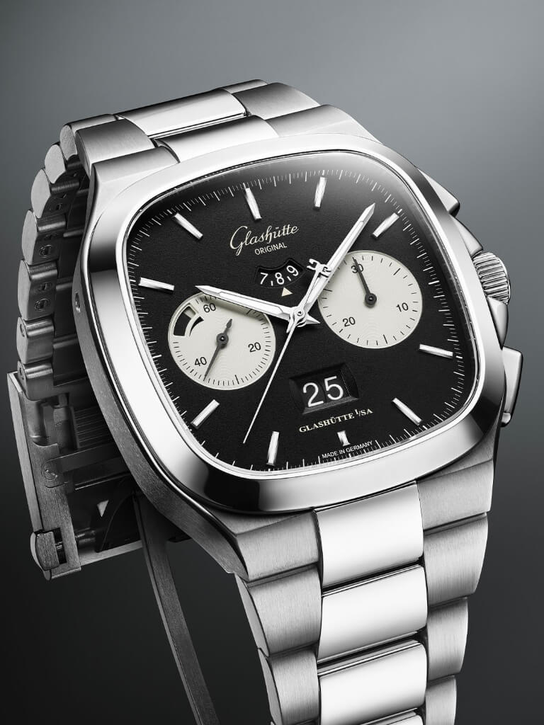 Glashütte Original Seventies Chronograph XV με μαύρο reverse panda καντράν και ατσάλινο μπρασελέ