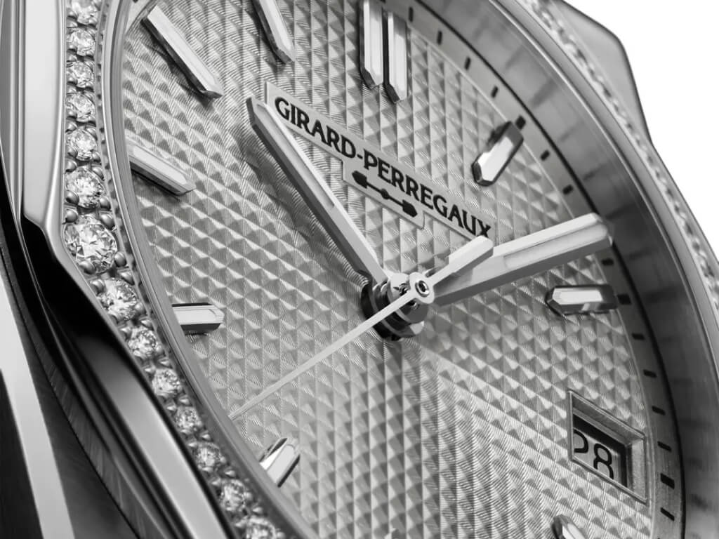 Girard-Perregaux Laureato Fifty 36mm με ασημί καντράν και διαμάντια