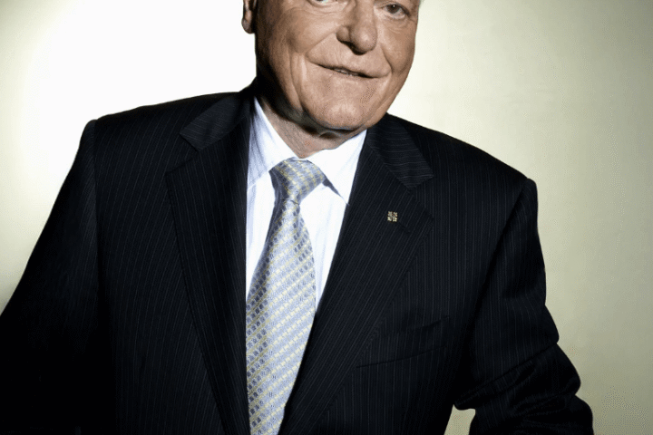 Philippe Stern (1938-2026): Ο άνθρωπος που διαφύλαξε την ψυχή της Patek Philippe