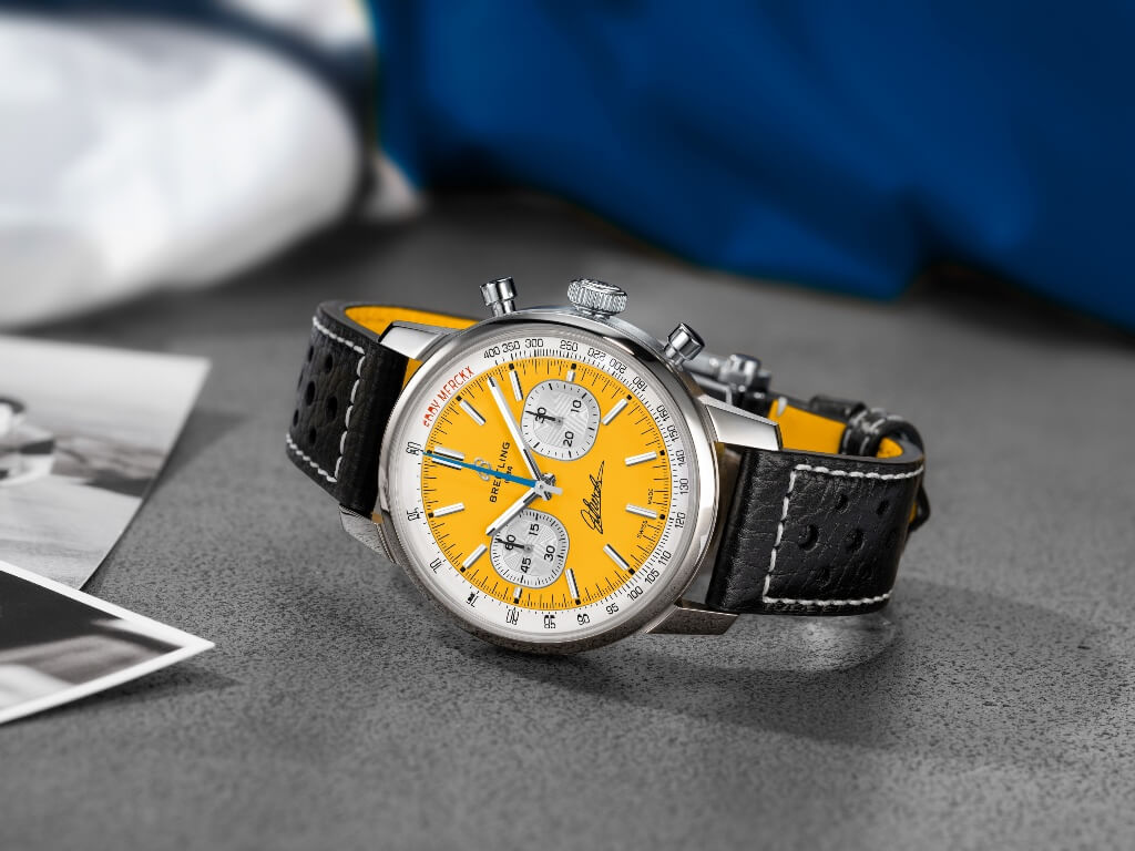 Breitling Top Time B01 Eddy Merckx με κίτρινο καντράν και μαύρο δερμάτινο λουράκι