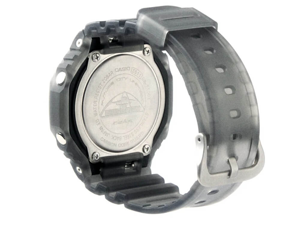 Χάραξη του LAX Theme Building στο πίσω μέρος του C2H4 x G-SHOCK GA-2100