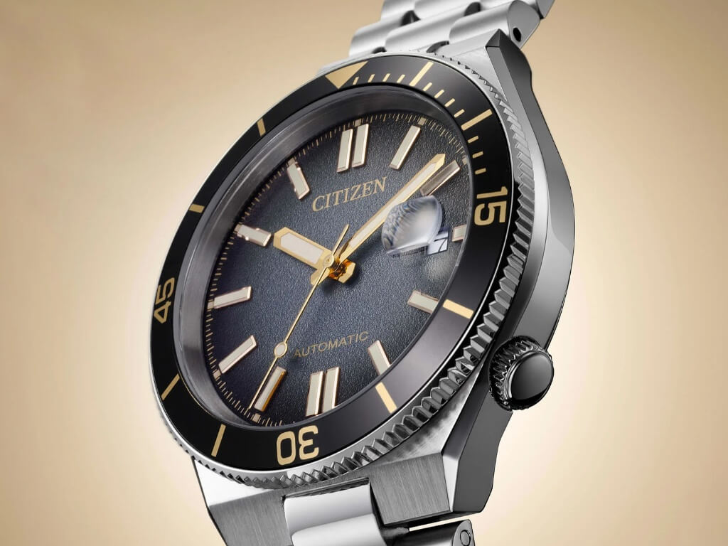 Η περιστρεφόμενη στεφάνη του Citizen Tsuyosa Shore Time Slip Limited Edition