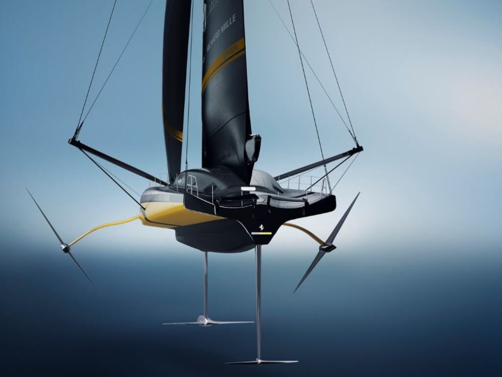 Το Ferrari Hypersail κατά την πλεύση πάνω στα foils.