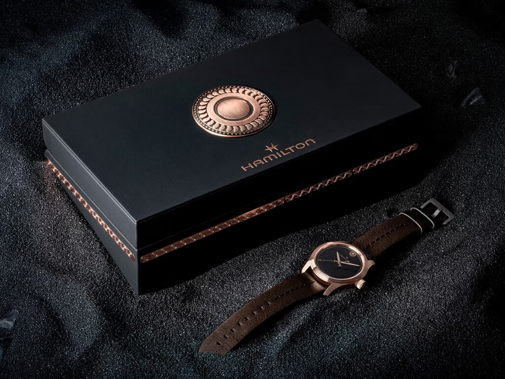 Το συλλεκτικό Hamilton Khaki Field Auto The Odyssey Limited Edition σε μπρούτζινη κάσα