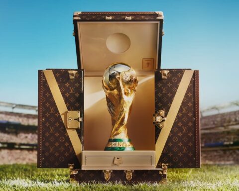 Η Louis Vuitton αποκαλύπτει το επίσημο Trophy Trunk του FIFA World Cup 2026