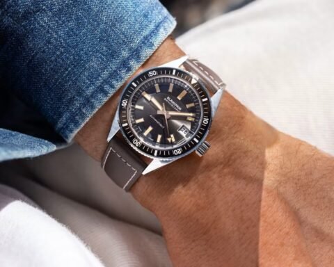 Blancpain Fifty Fathoms Bathyscaphe 70th Anniversary φορεμένο στον καρπό