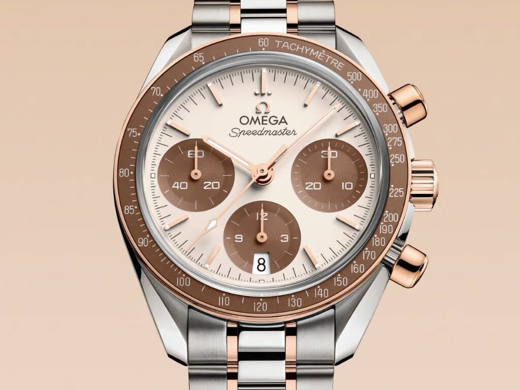 Δίχρωμο OMEGA Speedmaster 38 mm με Sedna Gold στεφάνη και καφέ λεπτομέρειες