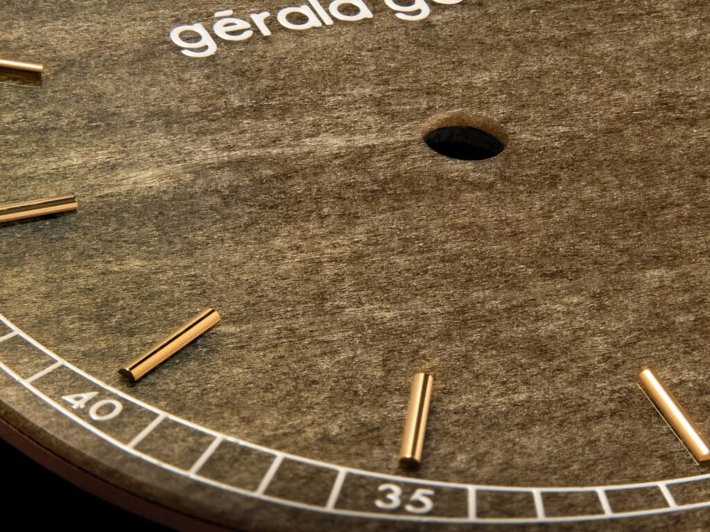 Καντράν από χρυσό οψιδιανό στο Gérald Genta Geneva Minute Repeater